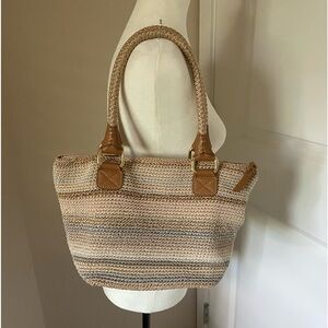 The Sak crochet bag.